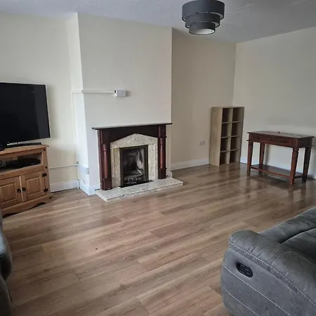 Entire To Fit Hébergement de vacances Limerick Junction